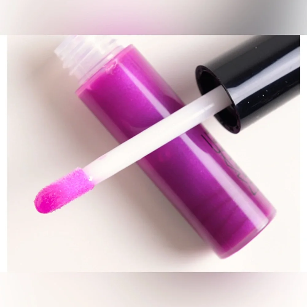 MAC REVENGE IS SWEET LIPGLASS. LIMITED EDITION. NEW IN BOX.
